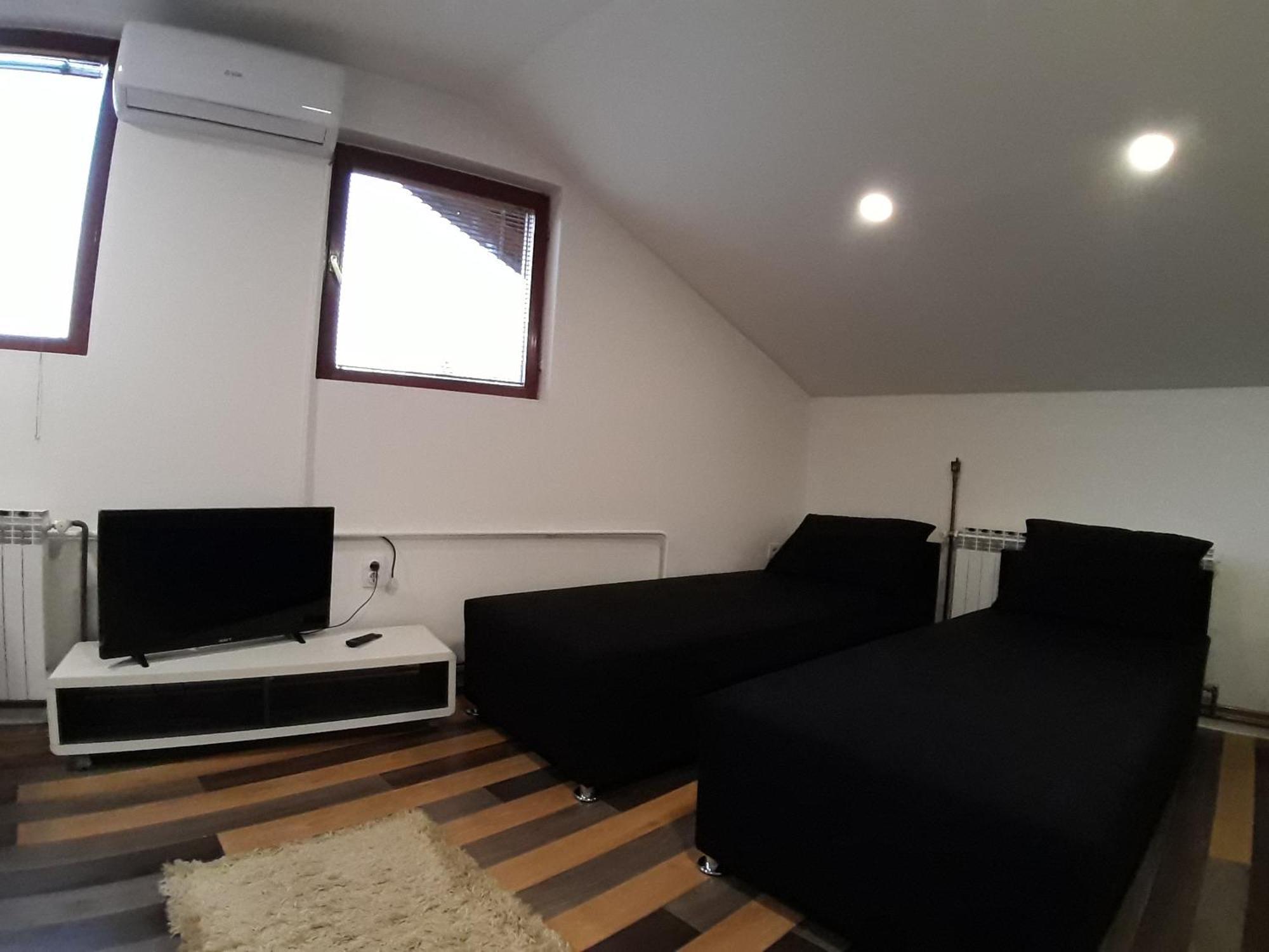 Cumurija Bridge Accommodation Сараево Стая снимка