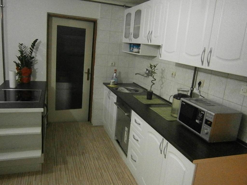 Cumurija Bridge Accommodation Сараево Стая снимка